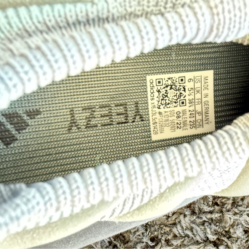 Yeezy 450 Sneakers in Stone Teal Size 6 - Picture 2 of 7